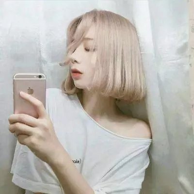 艺术走廊中的诱惑 封面